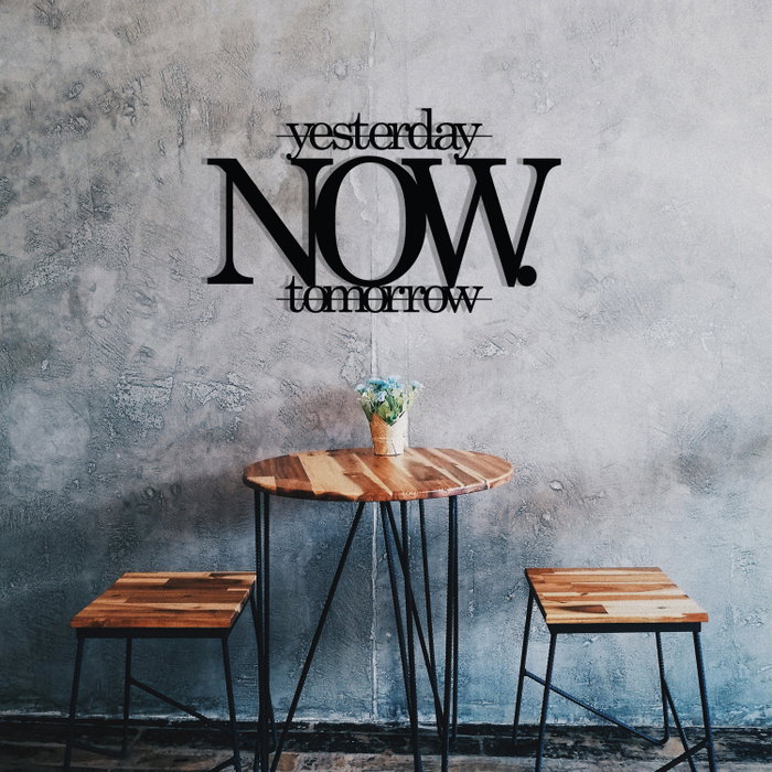 Wallity Now Escultura de Pared de Metal Negra